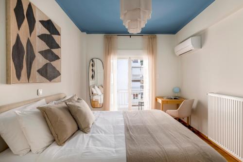 Haven 2BR Apartment by Flisvos Marina by UPSTREET