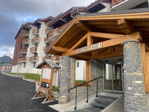 Studio 4 couchages à 2050 mètres aux pieds des pistes