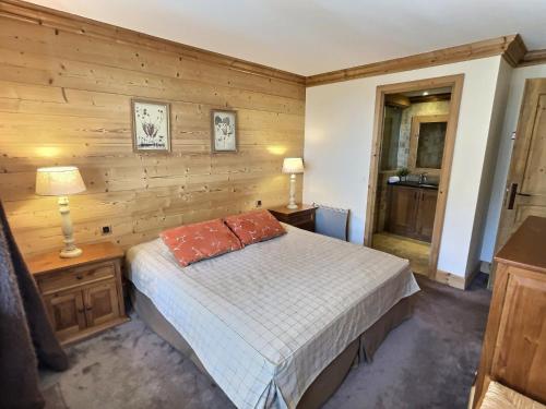 Résidence Aquila - Superbe appartement 3 pièces cabine pour 8 personnes situé à Val d’Isère, skis aux pieds et à 500m du centre du village, navette MAE-2544