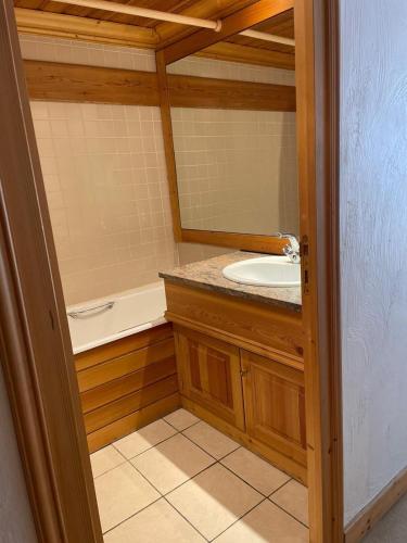 Résidence Praz De La Legettaz - Appartement 4 pièces pour 6 personnes, situé dans le quartier de la Legettaz au pied des pistes. MAE-2574