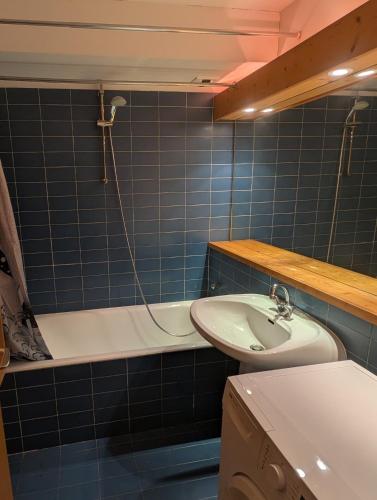 Résidence Les Eperonnelles - Studio pour 4 personnes situé à Méribel Altiport, proche des pistes de ski et du golf MAE-2944