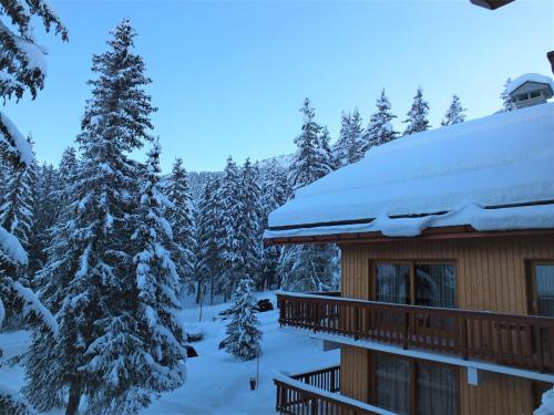 Résidence Les Eperonnelles - Appartement 3 pièces pour 6 personnes situé à Méribel Altiport, proche des pistes de ski et du golf MAE-2644