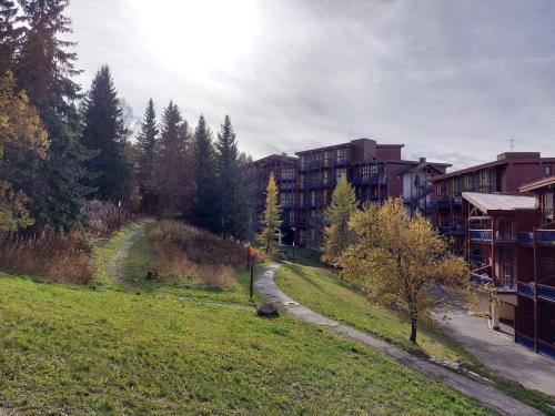 Résidence Aiguille Grive Bat I - Duplex pour 6 personnes à Arc 1800 dans le village de Charmettoger, skis aux pieds MAE-9224