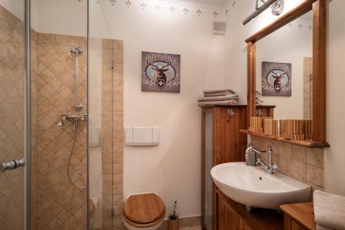 Bergblick with Private Sauna by Apartment Managers