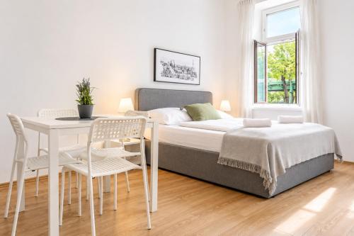Attractive 2 BR Apt near Vienna AKH Ideal for All