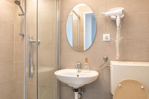 Attractive 2 BR Apt near Vienna AKH Ideal for All