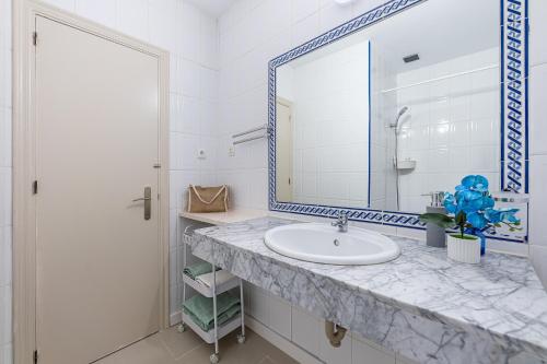 797 HOLIDAY RENTALS- Apartamento para 4 en el Velero