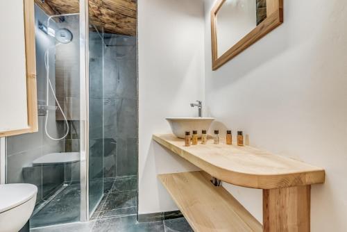 Chalet Lo Soli - Chalet au charme rustique pour 12 personnes MAE-6974