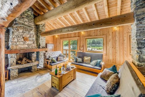 Chalet Lo Soli - Chalet au charme rustique pour 12 personnes MAE-6974