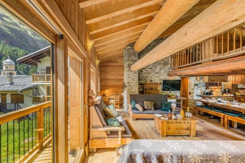 Chalet Lo Soli - Chalet au charme rustique pour 12 personnes MAE-6974