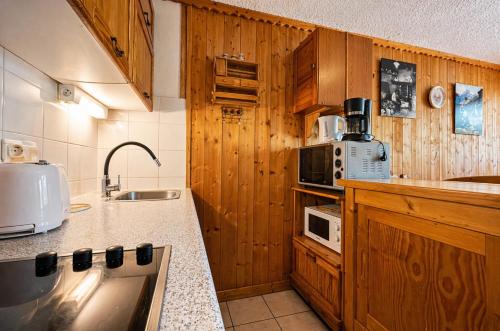 Résidence Courmayeur - Appartement 6 personnes ski aux pieds aux Ménuires MAE-3874