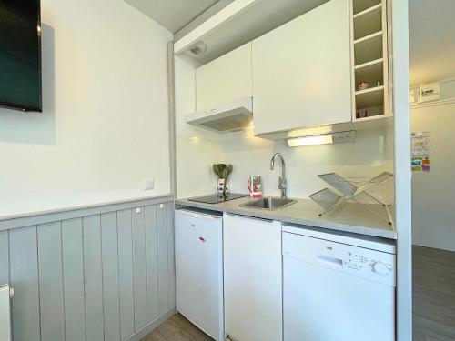 Résidence Villaret - Studio cabine avec cuisiné équipée et vue sur les pistes pour 4 personnes MAE-4194