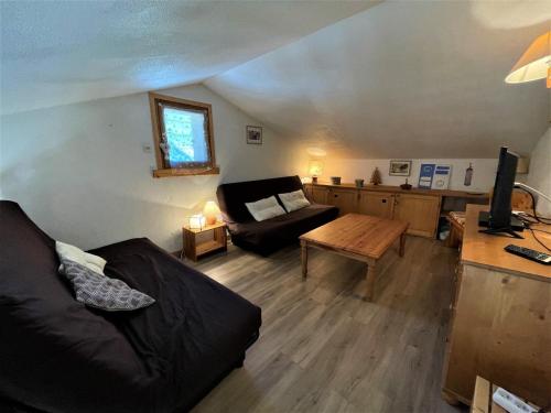 Résidence Asters - Appartement chaleureux avec mezzanine et cuisine équipée pour 6 personnes MAE-4484