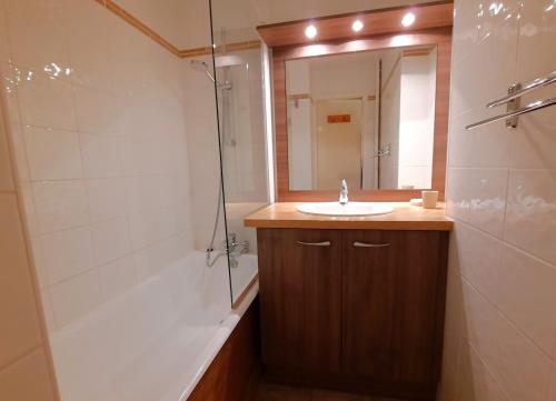 Résidence Chaviere - Studio ski aux pieds au coeur des Ménuires appartement pour 4 personnes MAE-4114