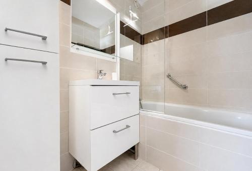 Résidence Oisans - Appartement 2 pièces pour 6 personnes balcon exposé Sud MAE-4824