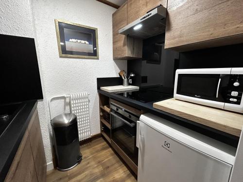 Résidence Aravis - Appartement 4 pers ski au pied à la Croisette MAE-5444
