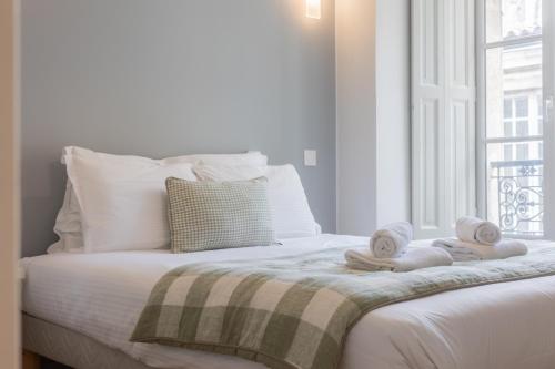 Luxury 3-bedroom apartment in hyper centre air con lift