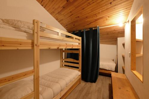 Résidence Le Bastion I - Appartement en duplex spacieux MAE-4204