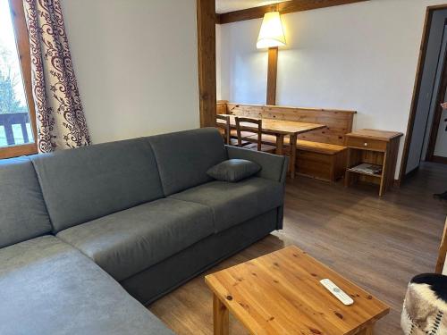 Le Chalet De Montchavin - Bel appartement proche du centre MAE-4314