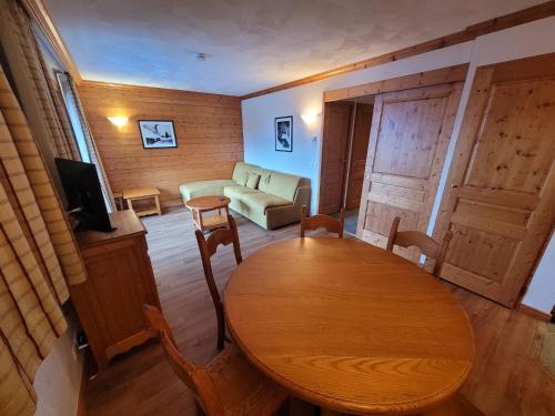 Résidence Aspen - Appartement avec accès piscine et parking couvert MAE-4524