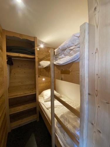 Résidence Vanoise - Val Thorens: appartement entièrement rénové aux pieds des pistes MAE-8924