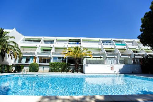 Port Vincent - Appartement dans résidence avec piscine MAE-1114