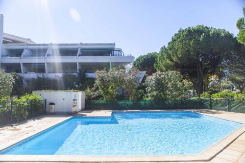 Villegiales Tee2 - En Rez de jardin dans une résidence avec piscine MAE-1154