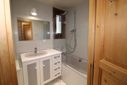 Résidence Curling B1-b2 - Appartement au coeur de Tignes le Val Claret MAE-2554