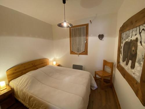 Résidence L'ermitage - Appartement 3 pièces mezzanine pour 6 personnes situé à Méribel centre proche des commerces et des pistes de ski MAE-7944