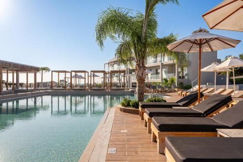 Harmony Crest Resort