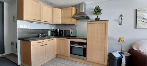 Résidence Aiguille Grive Bat Iii - Appartement 3 pièces 6 personnes en duplex, skis aux pieds, dans le village de Charmettoger à Arc 1800 MAE-6944