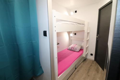 Résidence Home Club - Studio confortable · Skis aux pieds · Balcon MAE-0264