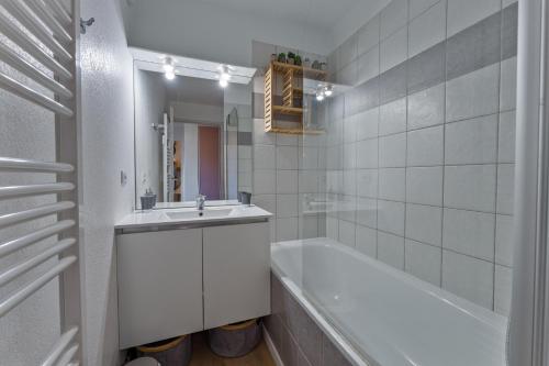 Les Chalets De Bois MÉan - B - Appartement cosy avec vue imprenable aux Orres MAE-1824