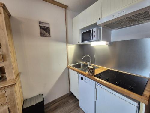 Résidence Plein Soleil - Appartement skis aux pieds · Proche du funiculaire MAE-4594
