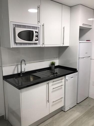 Benalbeach Apartment Ana