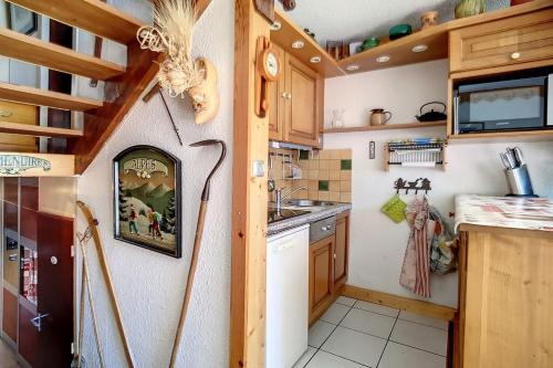 Résidence Danchet - Appartement duplex ensoleillé · Départ et retour skis aux pieds · Balcon MAE-9994