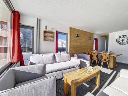 Résidence Dorons - Appartement rénové · Centre station · Balcon MAE-0734
