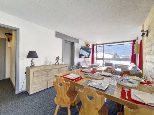 Résidence Dorons - Appartement rénové · Centre station · Balcon MAE-0734
