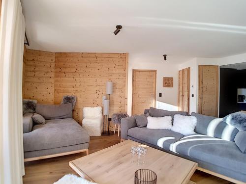 Chalet 2000 - Appartement neuf · Proche des pistes · Jacuzzi · Balcon MAE-0804