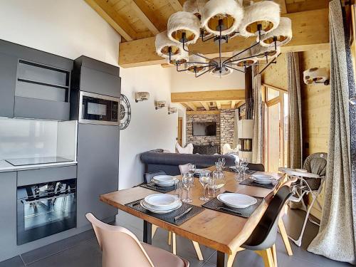 Chalet 2000 - Appartement neuf · Proche des pistes · Balcon · Jacuzzi MAE-0834
