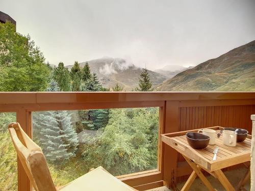 Résidence Boedette A - Appartement confortable · Départ et retour skis aux pieds · Balcon MAE-1004