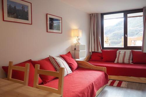 Résidence Boedette D - Appartement rénové · Départ et retour skis aux pieds · Balcon MAE-1214