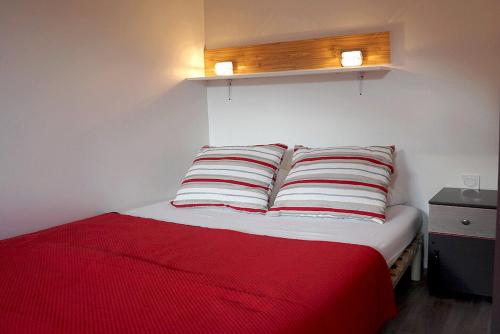 Résidence Boedette D - Appartement rénové · Départ et retour skis aux pieds · Balcon MAE-1214