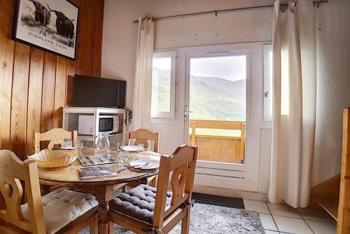 Résidence Carlines Ii - Appartement duplex · Accès direct aux pistes · Balcon MAE-1384