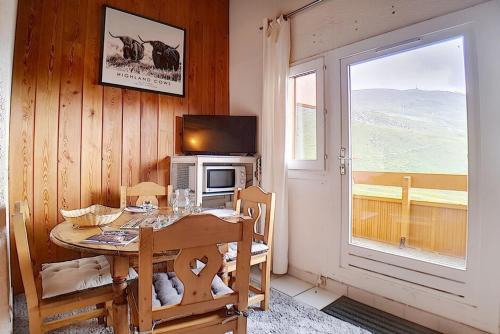 Résidence Carlines Ii - Appartement duplex · Accès direct aux pistes · Balcon MAE-1384