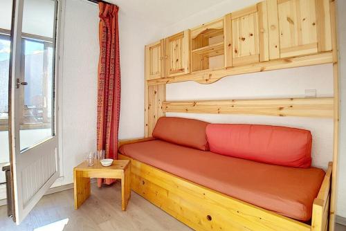 Résidence Le Sorbier - Appartement lumineux · Départ et retour skis aux pieds · Vue sur les pistes MAE-1714