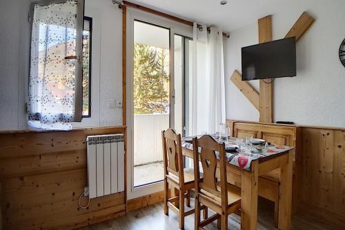 Résidence Gentianes - Studio rénové · Proche des pistes · Balcon MAE-1924