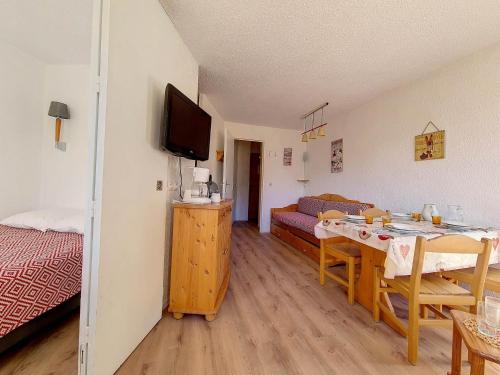 Résidence Boedette D - Appartement spacieux · Proche des pistes et des commerces · Balcon MAE-2374