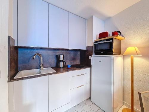 Résidence Carlines Ii - Appartement lumineux · Accès direct aux pistes · Balcon vue sur les pistes MAE-2234