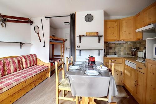 Résidence Ski Soleil - Appartement fonctionnel · Départ ski aux pieds · Balcon loggia ouest MAE-2344